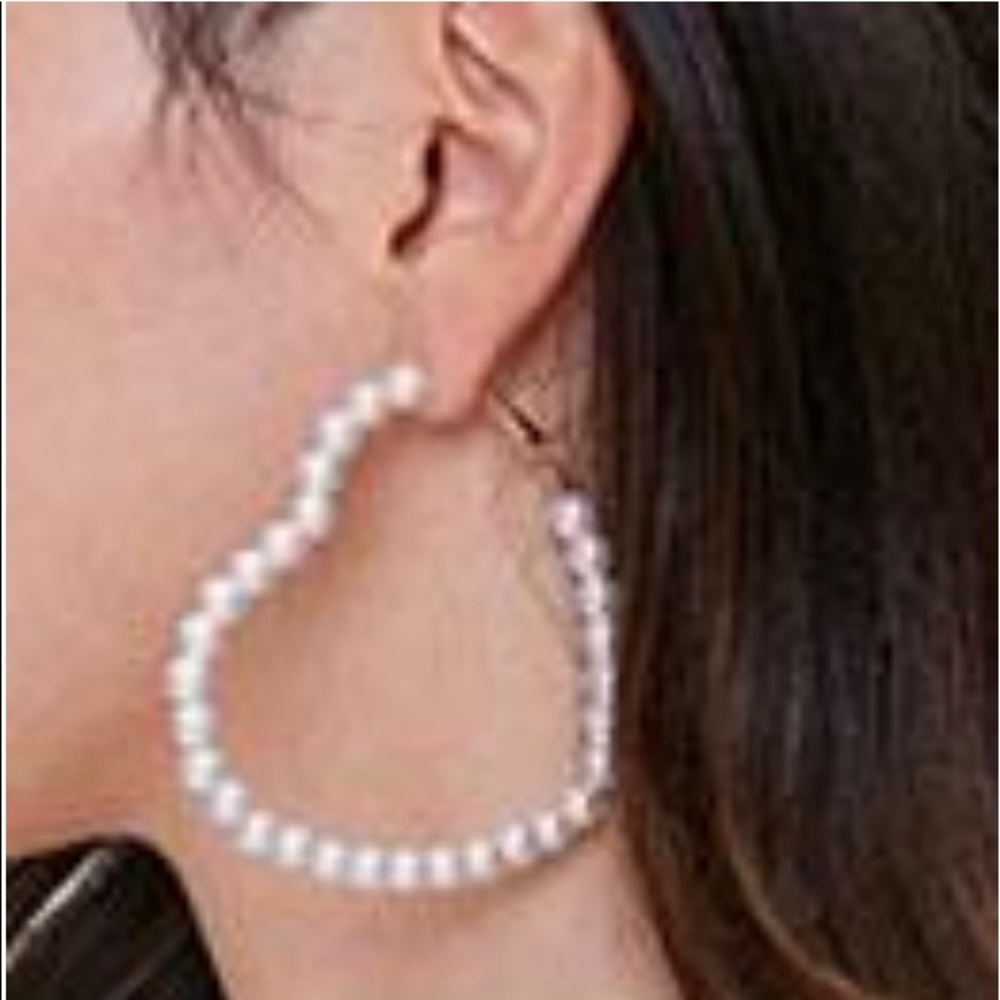 Faux pears heart hoop earrings - Picture 1 of 4
